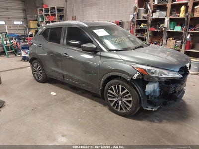 NISSAN KICKS 2022