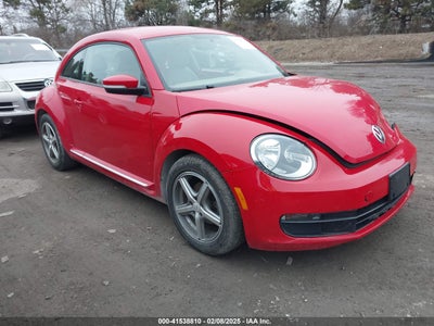 VOLKSWAGEN BEETLE 2015