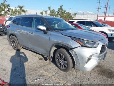 TOYOTA HIGHLANDER 2022