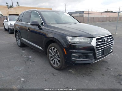 AUDI Q7 2019