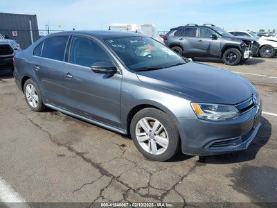 VOLKSWAGEN JETTA HYBRID 2013