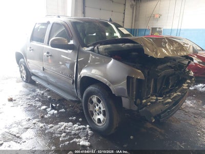 CHEVROLET SUBURBAN 1500 2011