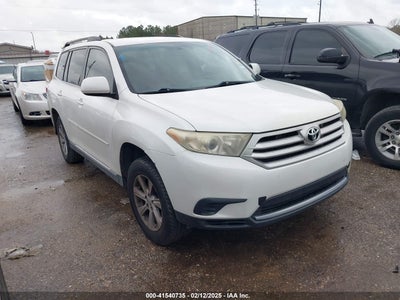 TOYOTA HIGHLANDER 2013