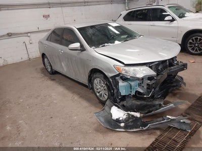 TOYOTA CAMRY HYBRID 2013