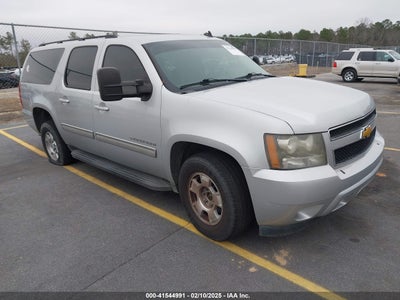 CHEVROLET SUBURBAN 1500 2010
