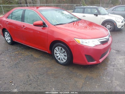 TOYOTA CAMRY 2012