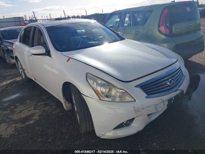 INFINITI G37 2013