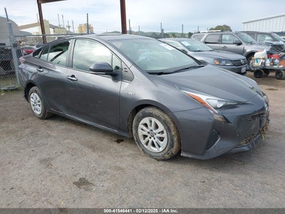 TOYOTA PRIUS 2016