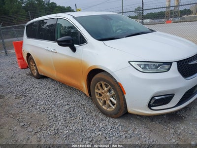 CHRYSLER PACIFICA 2024