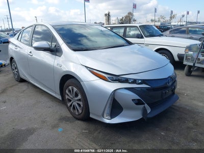 TOYOTA PRIUS PRIME 2022