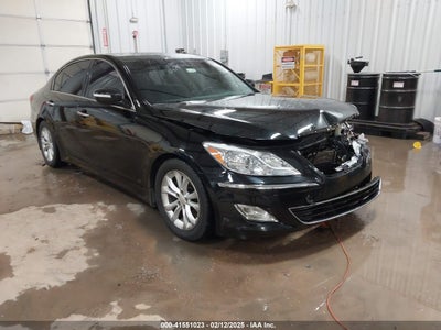 HYUNDAI GENESIS 2013