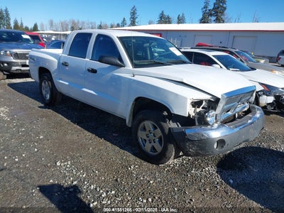 DODGE DAKOTA 2005