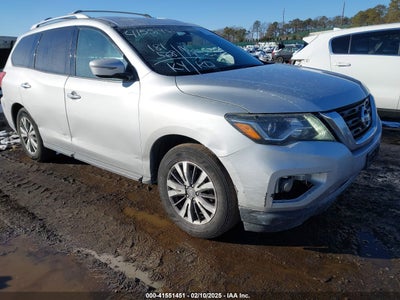 NISSAN PATHFINDER 2017