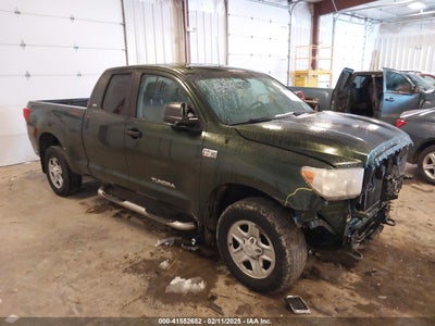 TOYOTA TUNDRA 2011
