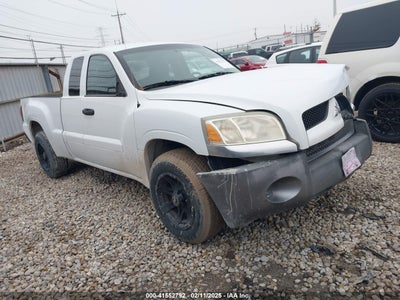 MITSUBISHI RAIDER 2006