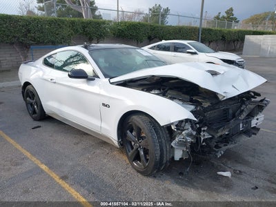FORD MUSTANG 2021