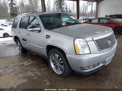 CADILLAC ESCALADE 2011