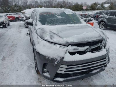 TOYOTA HIGHLANDER 2017