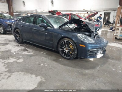 PORSCHE PANAMERA 2021