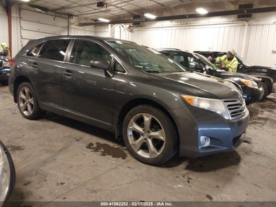 TOYOTA VENZA 2011