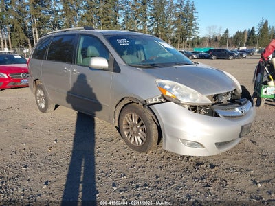 TOYOTA SIENNA 2008