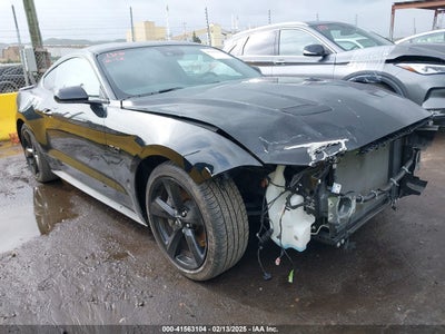 FORD MUSTANG 2021