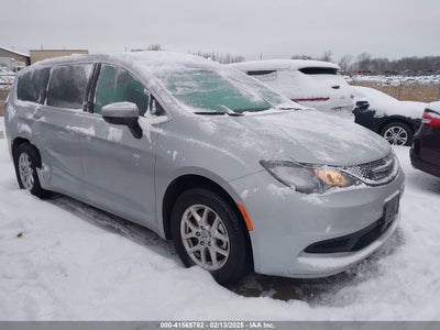 CHRYSLER VOYAGER 2023