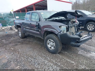 TOYOTA TACOMA 2018