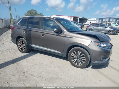 MITSUBISHI OUTLANDER 2019