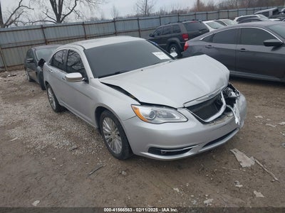 CHRYSLER 200 2012