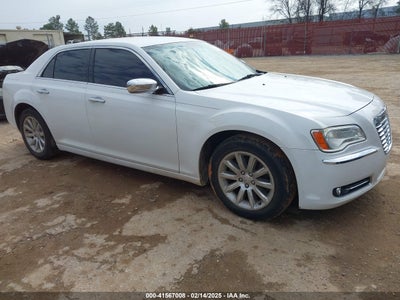 CHRYSLER 300 2011
