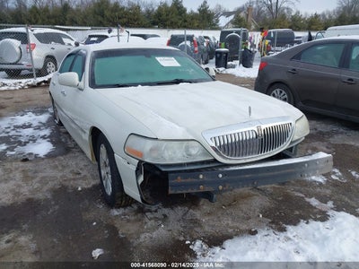 LINCOLN TOWN CAR 2006