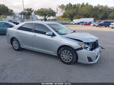 TOYOTA CAMRY 2014