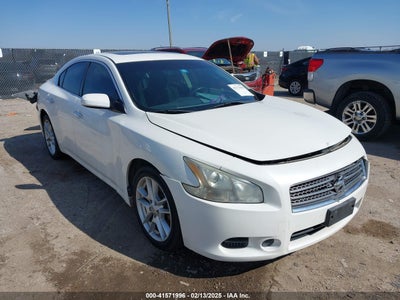 NISSAN MAXIMA 2011