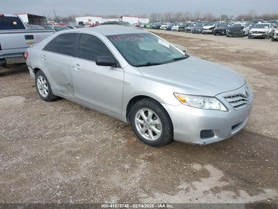 TOYOTA CAMRY 2011