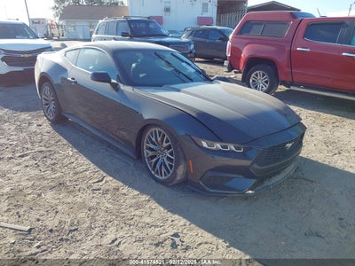 FORD MUSTANG 2024