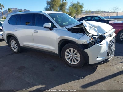 TOYOTA GRAND HIGHLANDER 2024