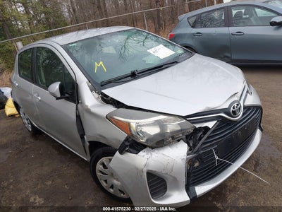 TOYOTA YARIS 2015