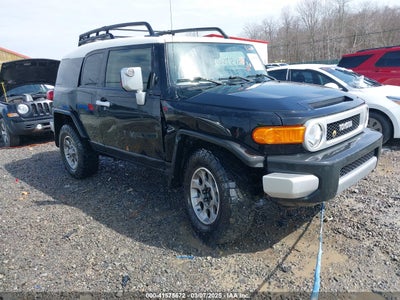 TOYOTA FJ CRUISER 2013