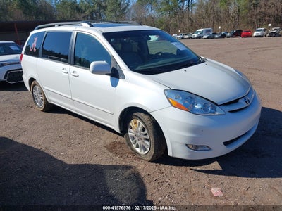TOYOTA SIENNA 2008