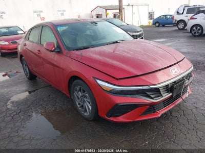 HYUNDAI ELANTRA 2024