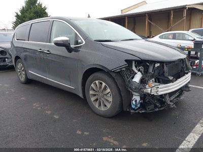 CHRYSLER PACIFICA HYBRID 2023