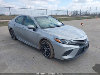 TOYOTA CAMRY 2018