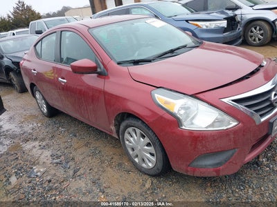 NISSAN VERSA 2017
