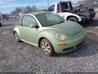 VOLKSWAGEN NEW BEETLE 2008