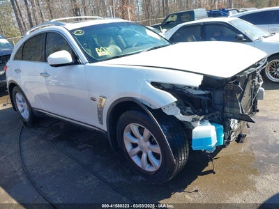 INFINITI FX35 2011