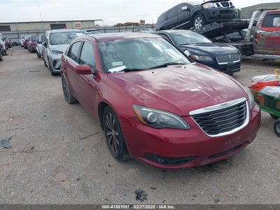 CHRYSLER 200 2013