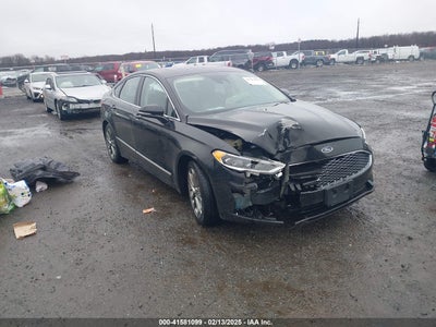 FORD FUSION HYBRID 2020