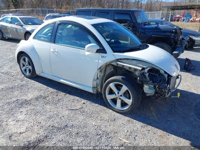 VOLKSWAGEN NEW BEETLE 2008