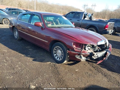 LINCOLN TOWN CAR 2000
